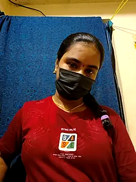 mini-queen online show from April 1, 6:05 pm