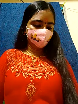 mini-queen online show from March 14, 1:28 am