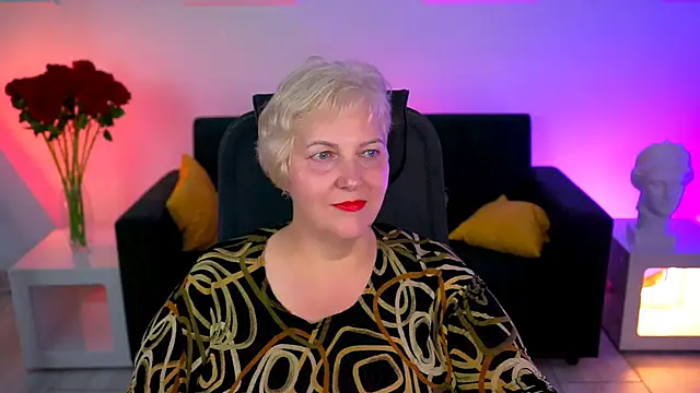 MaryMogan online show from September 16, 1:52 pm