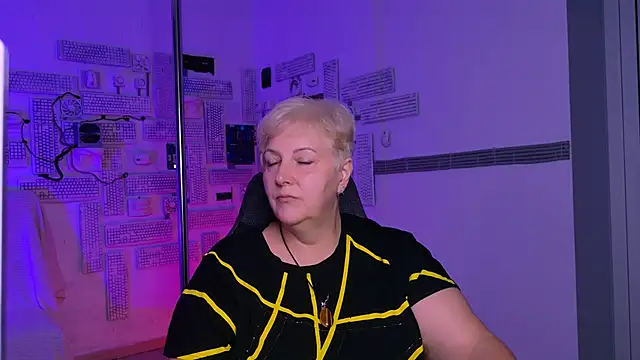 MaryMogan online show from September 9, 8:14 am