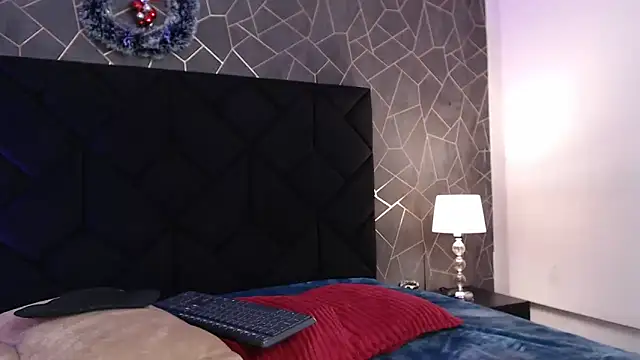 zoey stonee online show from November 17, 5:35 pm