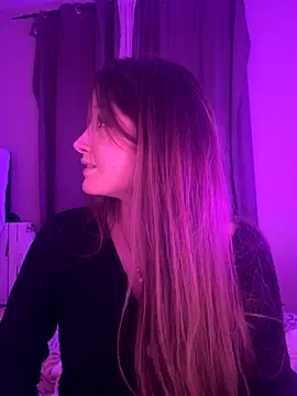 Snapshot of duomagique_off chatting on November 2, 12:25 am duomagique off online show from November 2, 12:25 am