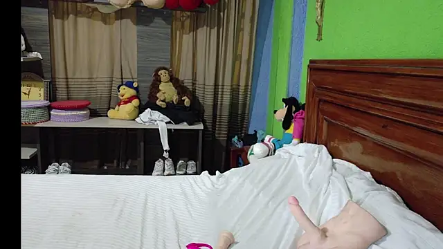  Charlize theron  online show from February 2, 1:15 am