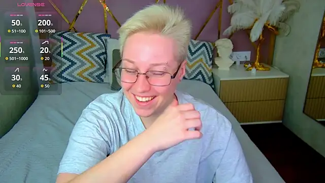 AlexandraGreen online show from November 6, 9:21 pm