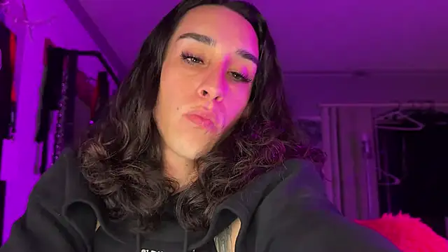 xoFrankie online show from November 4, 2:16 am