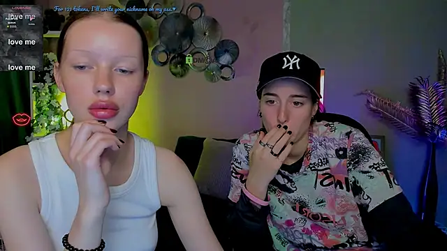 khloebeauty online show from October 7, 7:40 pm