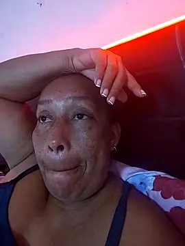 Naomi-Mature online show from April 5, 7:02 pm