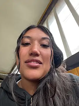 SharaRous online show from March 11, 12:31 pm