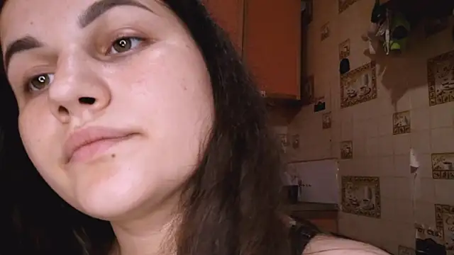 DierdreCousineau online show from October 10, 11:37 am