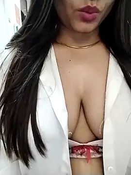 Sexy vernilla online show from May 2, 11:08 pm