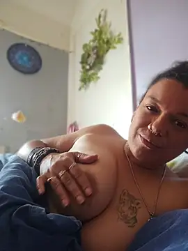 GoddessChantelle online show from April 10, 9:37 am