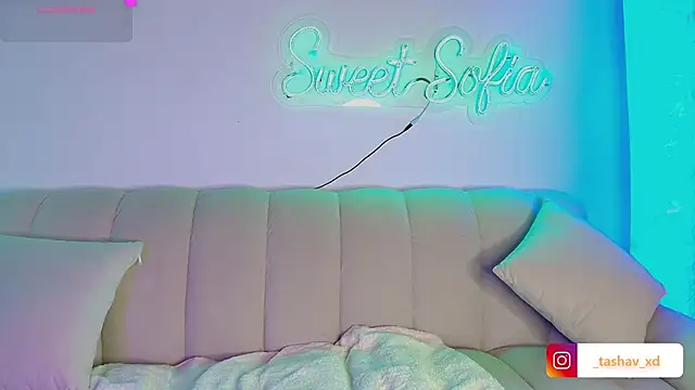 sofi sweet 7 online show from November 7, 8:58 pm