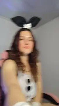 lindasyt online show from June 6, 10:43 am