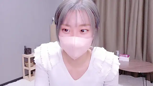 Nana  ch online show from January 8, 6:50 am