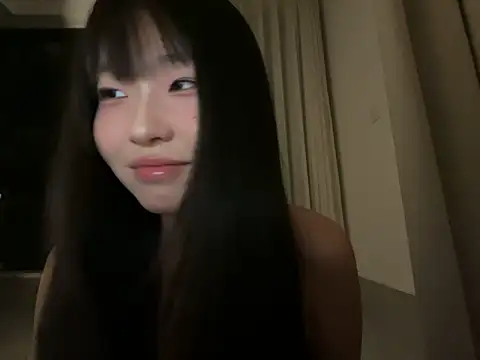 77momomo online show from April 5, 3:22 pm