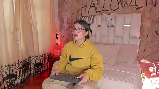 Jade Nmm online show from October 14, 1:14 pm