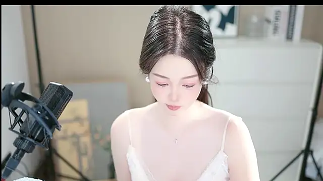 abbyli12 online show from December 1, 2:53 pm