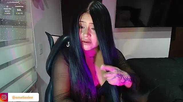 Snapshot of bellaxbunny chatting on October 31, 4:47 am bellaxbunny online show from October 31, 4:47 am