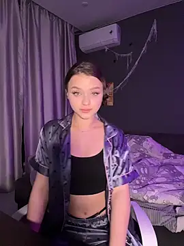 VelvetRush  online show from October 30, 4:30 pm