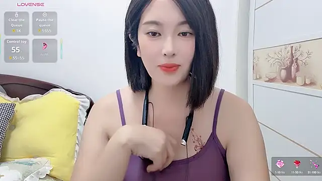 Snapshot of FeilL2t chatting on September 27, 3:41 pm FeilL2t online show from September 27, 3:41 pm