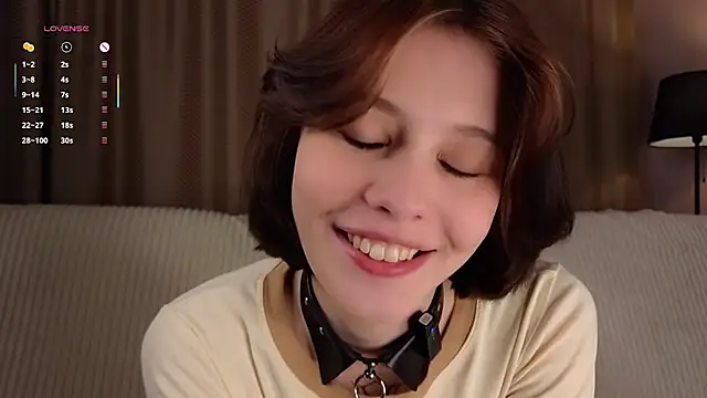 LurleneRamo online show from September 22, 1:15 am