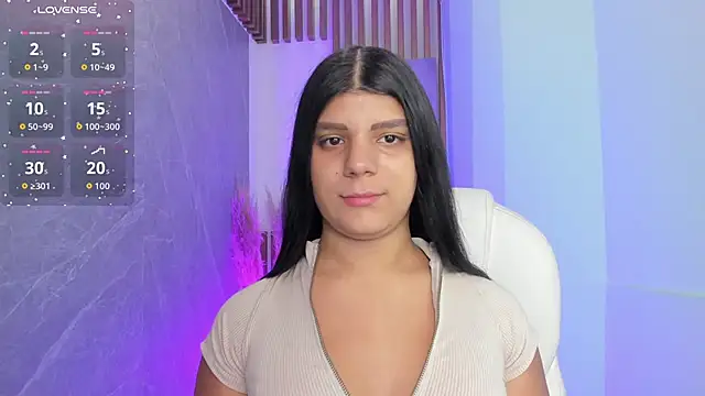 PauliinaBelle  online show from April 24, 1:58 pm