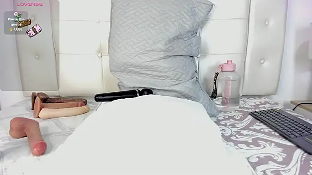 sara coor online show from February 1, 7:12 pm