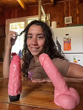 Souphicherry online show from February 8, 7:06 pm