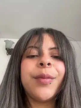 MiaCollinssx online show from November 28, 4:32 pm