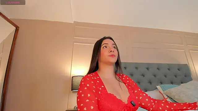  miss mia online show from April 17, 1:35 pm