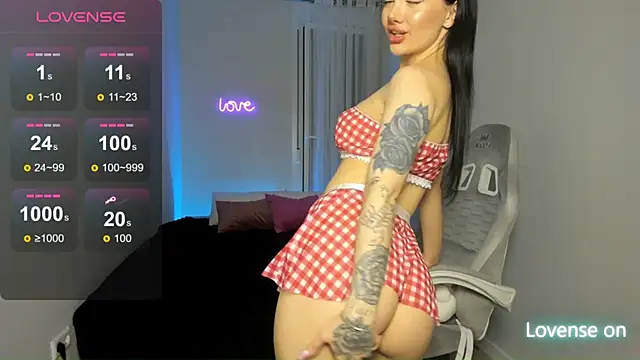 SelinaStorm online show from April 20, 11:41 pm