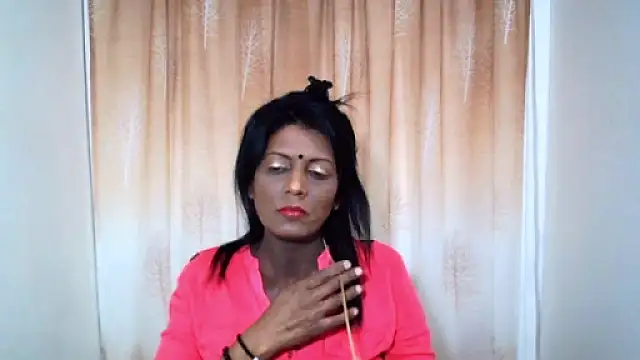 Indianpeaches online show from November 7, 5:35 am