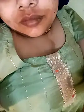 angry couplez online show from February 15, 7:51 am