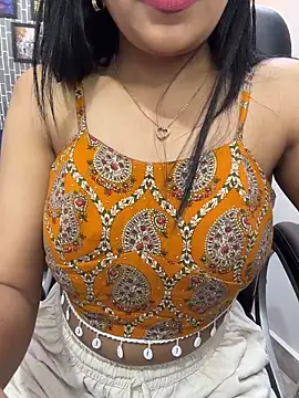 Riya-6969 online show from May 3, 6:55 pm