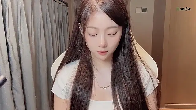 Makinghappymyself  online show from December 1, 2:31 pm