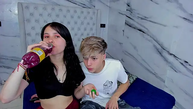 Ari and Storm online show from September 27, 2:46 pm