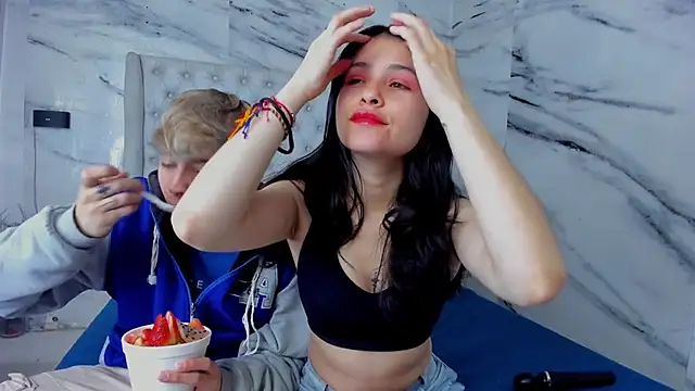 Ari and Storm online show from September 17, 1:53 pm