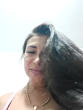 mia mancinii online show from October 16, 4:59 am