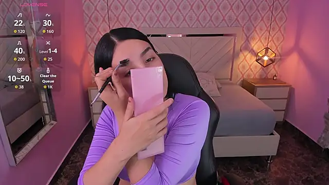 CHRISTY TEIGEN4 online show from November 19, 7:36 pm