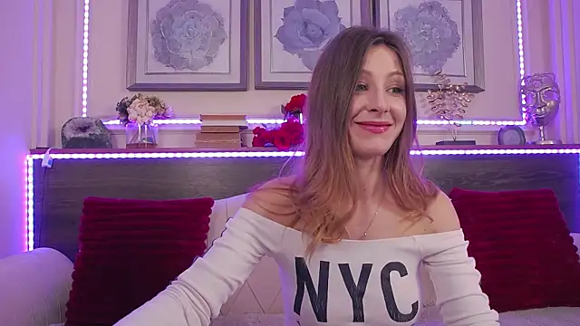 MuseDollX online show from March 2, 7:20 pm