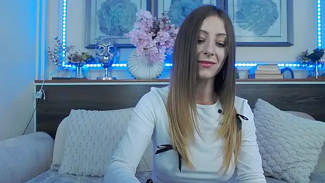 MuseDollX online show from September 18, 7:23 pm