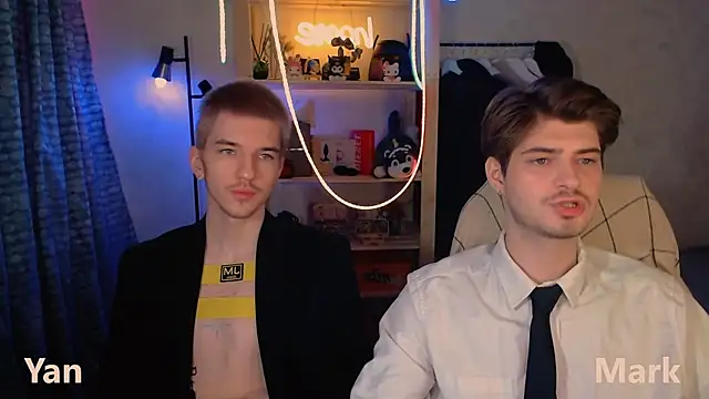 itsyanbb online show from December 19, 4:37 am