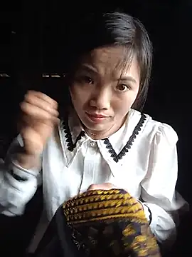 ngan-cute online show from June 30, 7:19 am