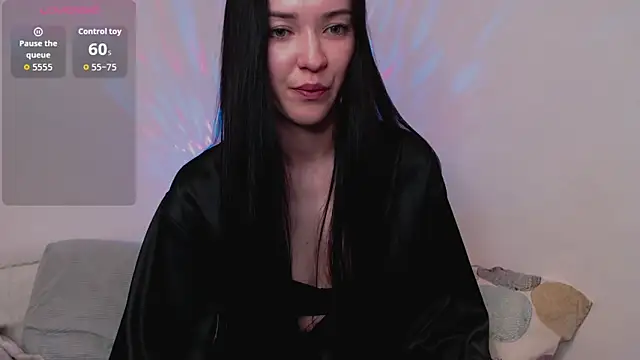 Snapshot of Veliora chatting on October 3, 4:45 pm Veliora online show from October 3, 4:45 pm