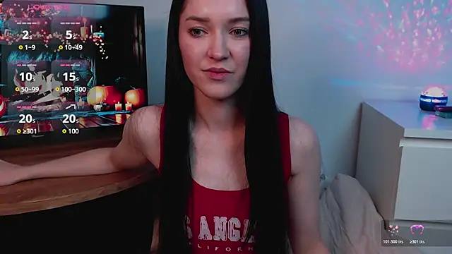 Snapshot of Veliora chatting on October 30, 4:19 pm Veliora online show from October 30, 4:19 pm