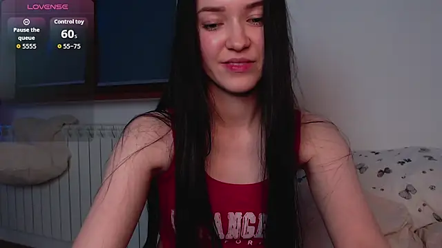 Snapshot of Veliora chatting on October 27, 4:35 pm Veliora online show from October 27, 4:35 pm