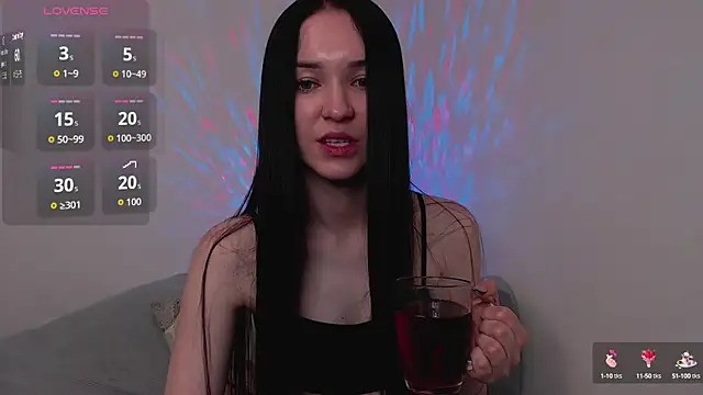 Snapshot of Veliora chatting on October 7, 3:05 pm Veliora online show from October 7, 3:05 pm