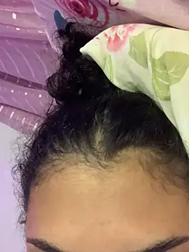 luluzinhax online show from March 4, 4:41 am