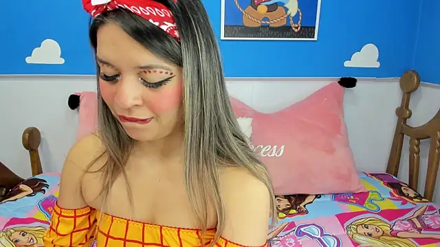 miss  evolet online show from November 15, 11:22 am