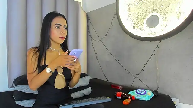 honny 23 online show from January 15, 7:53 pm